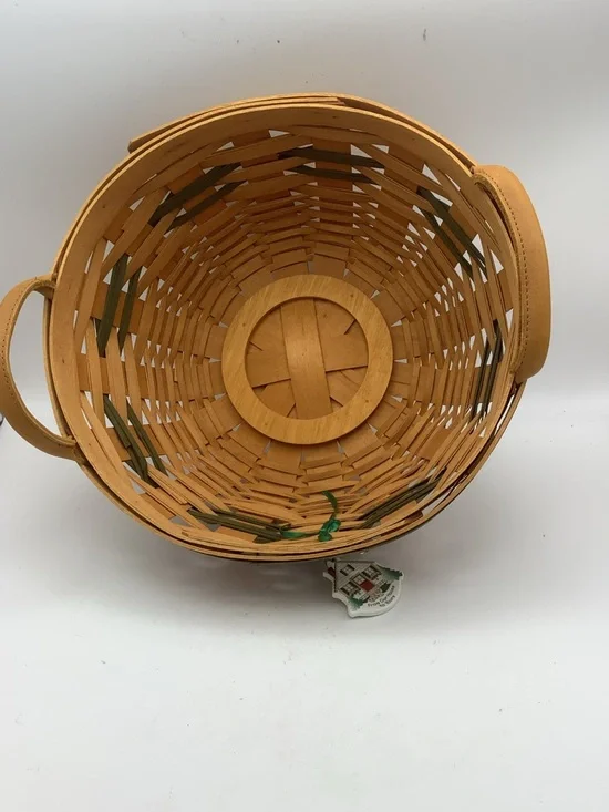 Vintage Longaberger 1999 Christmas Collection Popcorn Basket, Liner and Charm - Picture 9 of 11